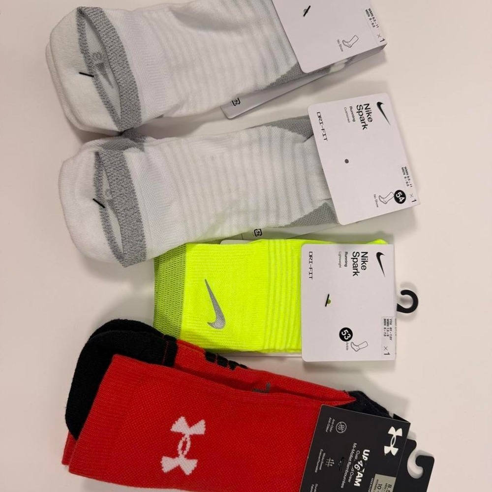 Nike Spark Under Armour Men Athletic Socks Lot 4 Pairs NWT Running Crew No-Show